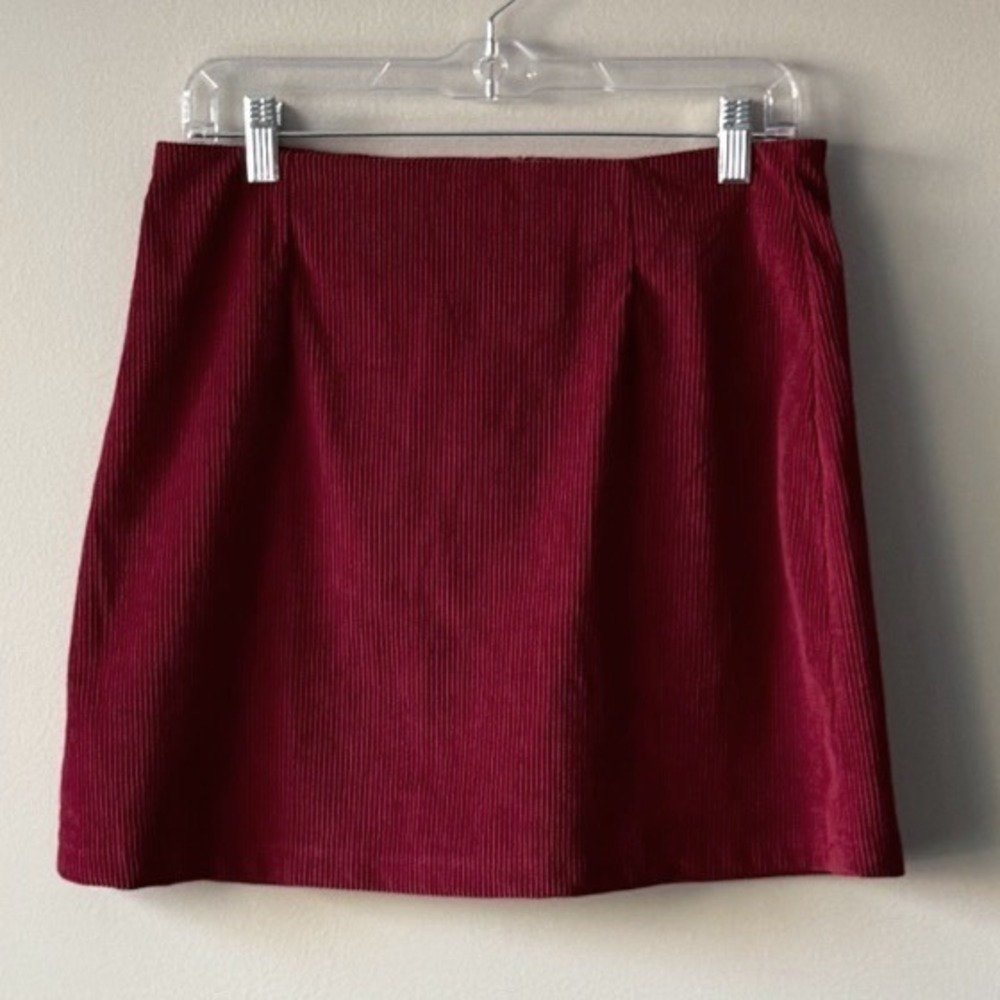 NWT Corduroy High-Waisted A-Line Mini Skirt Burgundy Size Large